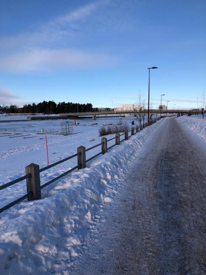 2 Rooms, In Front Of The Sea, Free Parking Oulu Esterno foto