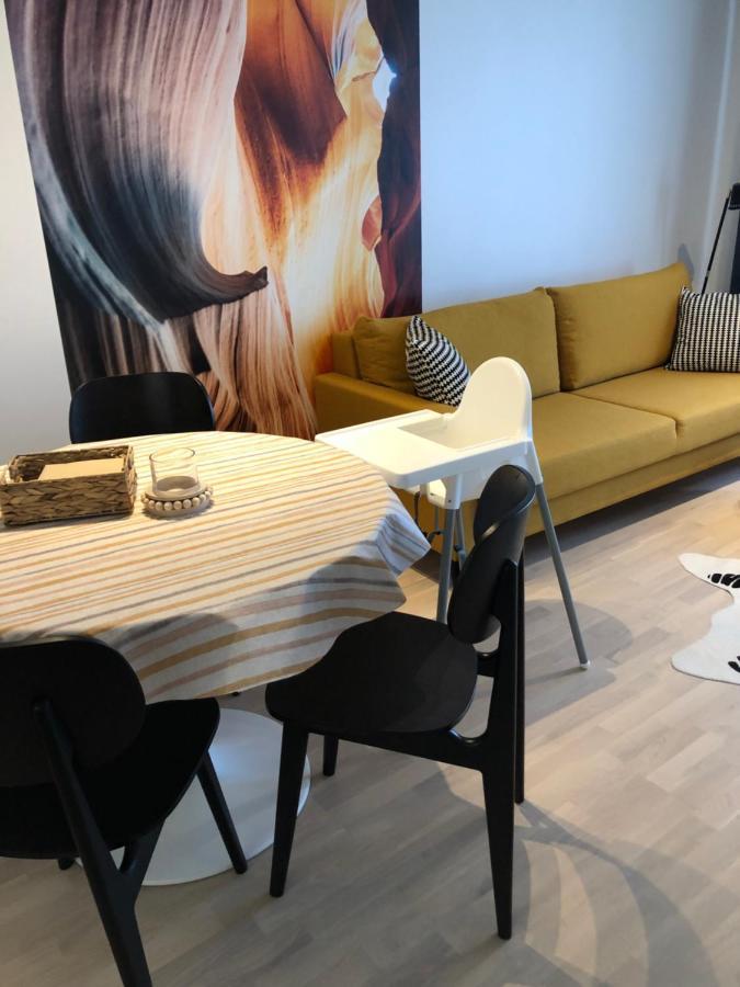 2 Rooms, In Front Of The Sea, Free Parking Oulu Esterno foto